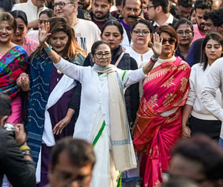 Mamata Banerjee Leads Massive Protest Against ED Raids Amid Political Tensions (photo 2)
