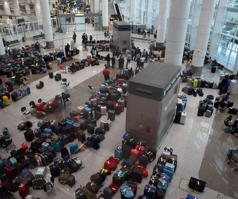IndiGo Flight Chaos: Massive Nationwide Travel Disruption (photo 3)
