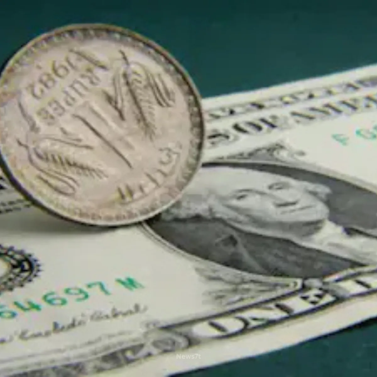 Indian Rupee Record Low: Rupee Slides to All-Time Weakness Against Dollar (photo 4)