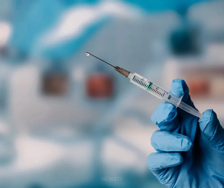 Winter Vaccines for Seniors: Protecting Elderly People from Flu, Pneumonia, and Shingles