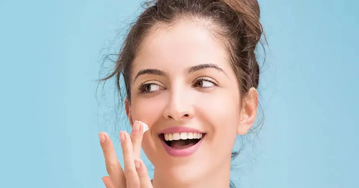 Daily Skincare Routine That Actually Works: Dermatologist Secrets for Glowing Skin (photo 3)