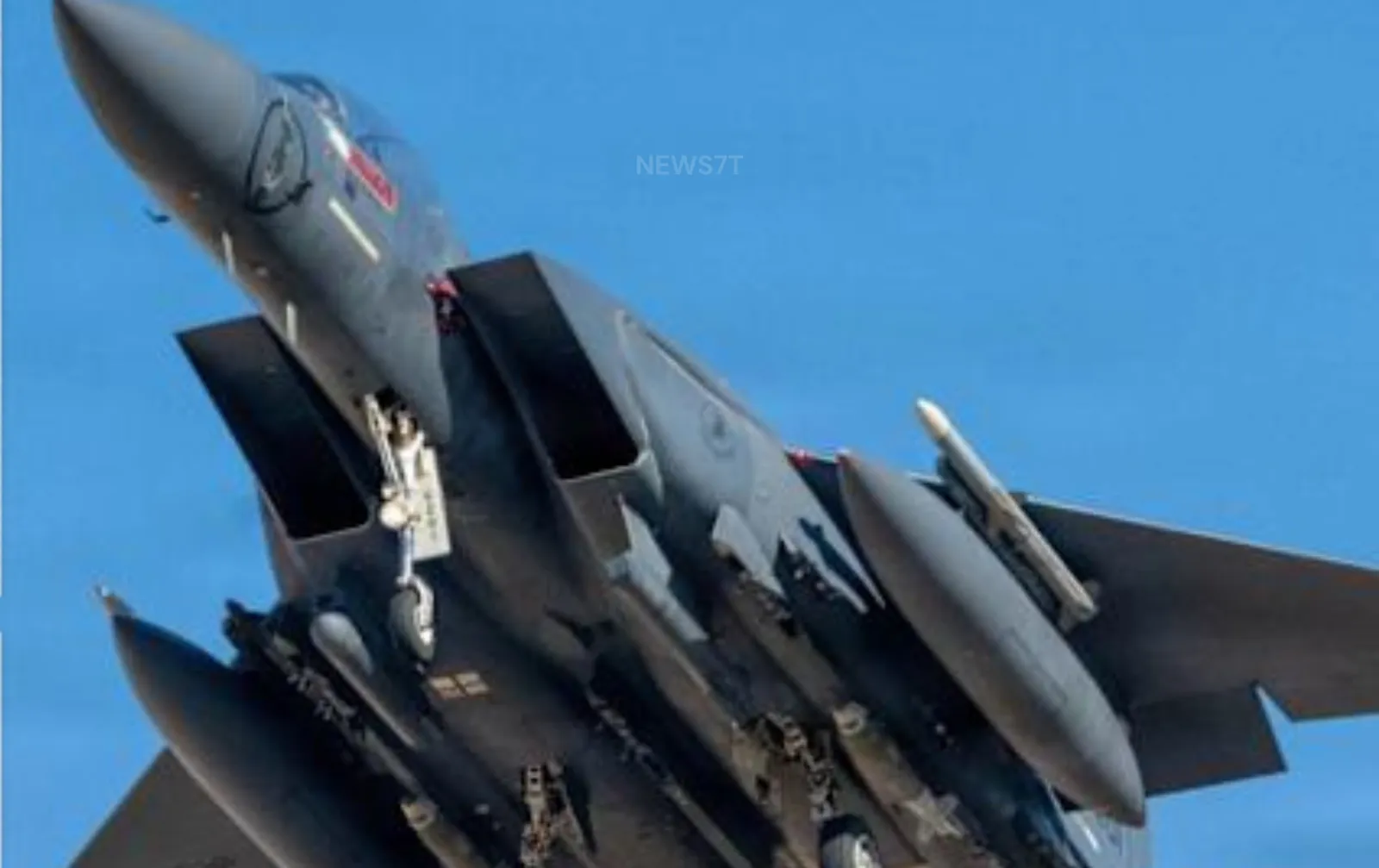 US F-15 Jet Crash in Iran: Shocking Rescue and Missing Pilot Mystery (photo 3)