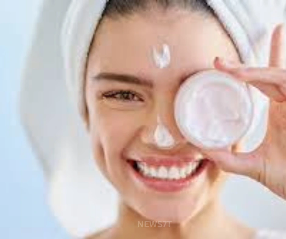 Simple Everyday Skincare Routine for a Healthy & Natural Glow (photo 3)