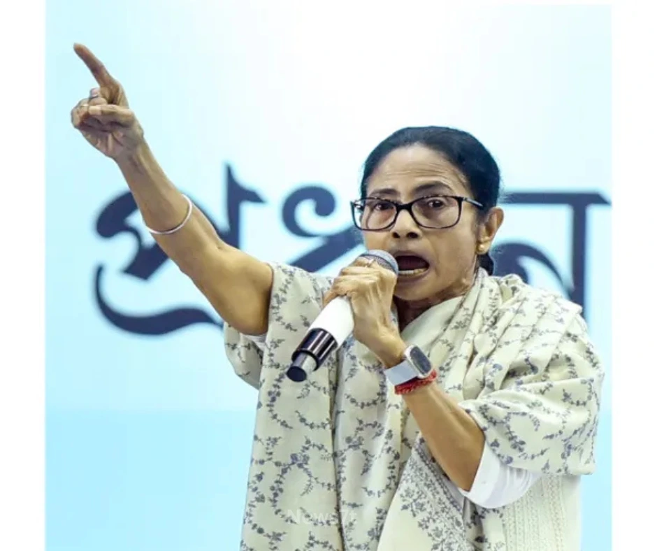 Mamata Banerjee Leads Massive Protest Against ED Raids Amid Political Tensions (photo 3)