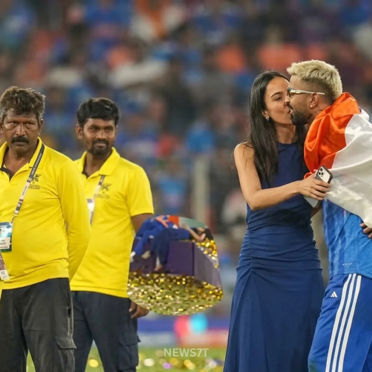 Hardik Pandya Flag Controversy After T20 World Cup 2026 Victory (photo 2)